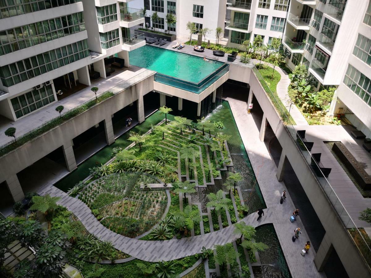 Klcc Inifinity Pool - The Regalia Residences & Suites By Kl Minsu Kuala Lumpur Zewnętrze zdjęcie