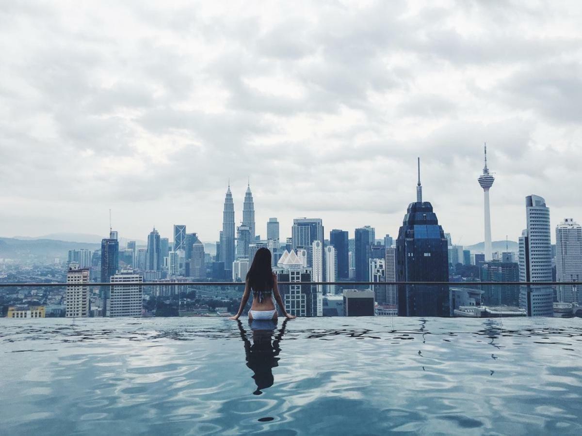 Klcc Inifinity Pool - The Regalia Residences & Suites By Kl Minsu Kuala Lumpur Zewnętrze zdjęcie