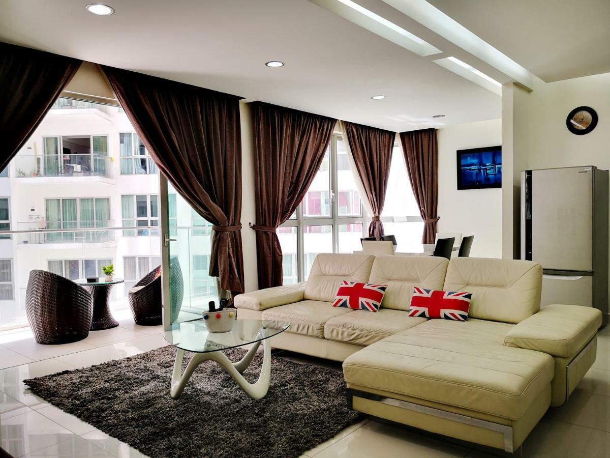Klcc Inifinity Pool - The Regalia Residences & Suites By Kl Minsu Kuala Lumpur Zewnętrze zdjęcie